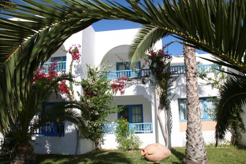 Dar El Manara Djerba Hotel & Aparts Мидун Екстериор снимка