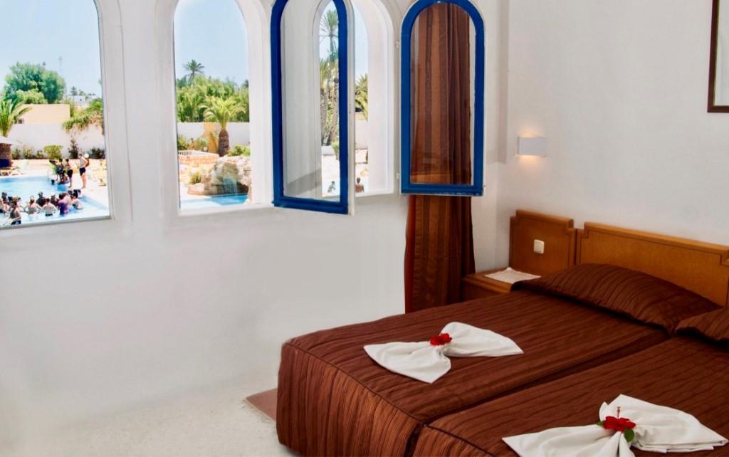 Dar El Manara Djerba Hotel & Aparts Мидун Екстериор снимка